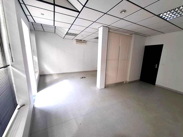 Local commercial d'environ 59 m² Villeneuve de Marsan