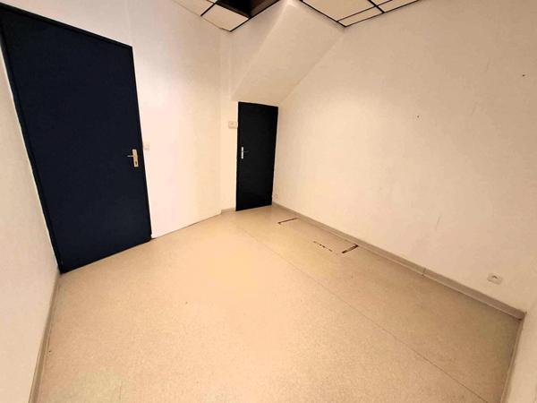 Local commercial d'environ 59 m² Villeneuve de Marsan