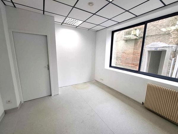 Local commercial d'environ 59 m² Villeneuve de Marsan