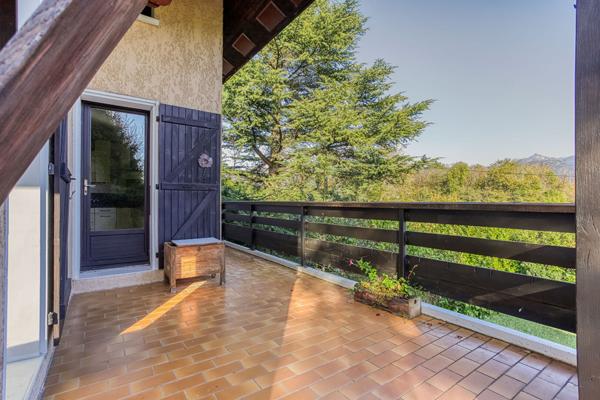 Spacieuse maison à vendre à Saint Baldoph - 11 Pièces et 7 Chambres !