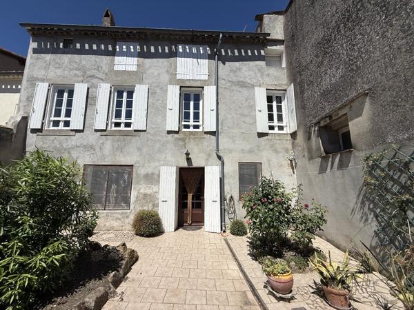 Grande maison de ville avec cours + possibilité de 2 logements ! Castelnaudary