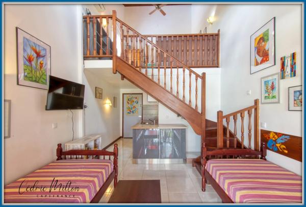T1 bis meublé avec mezzanine – Sainte-Anne, Domaine de Belfond