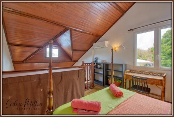 T1 bis meublé avec mezzanine – Sainte-Anne, Domaine de Belfond