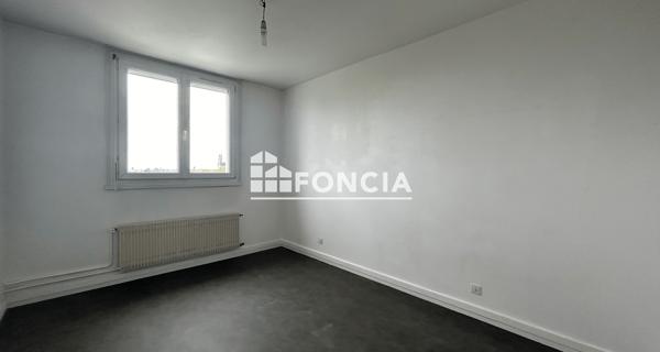 Location Appartement 5 pièces 108.35 m² - Orléans 45000