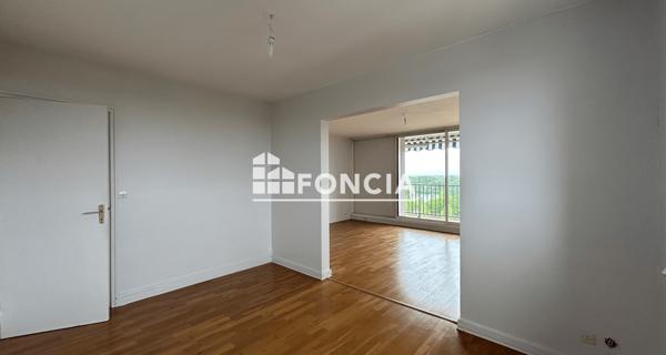 Location Appartement 5 pièces 108.35 m² - Orléans 45000