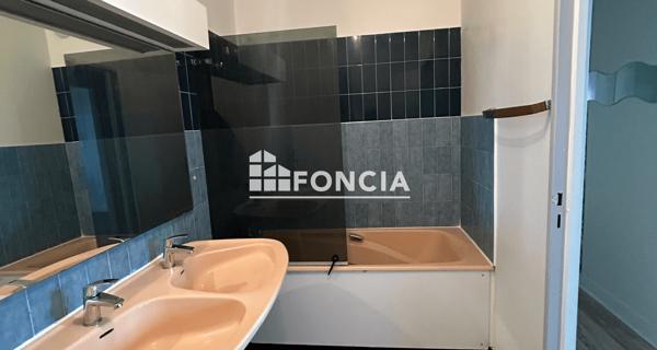 Location Appartement 5 pièces 108.35 m² - Orléans 45000