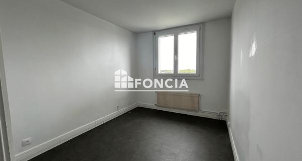 Location Appartement 5 pièces 108.35 m² - Orléans 45000
