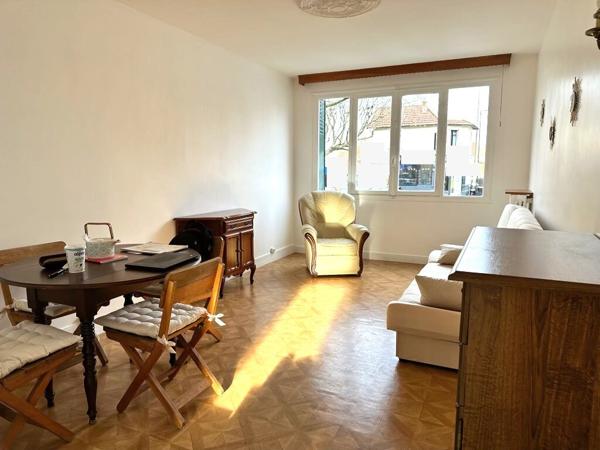 Appartement de 3 pièces + Cave...