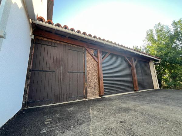 Grande maison de 195m² avec 3 chambres à proximité de St-Sulpice la Pointe !