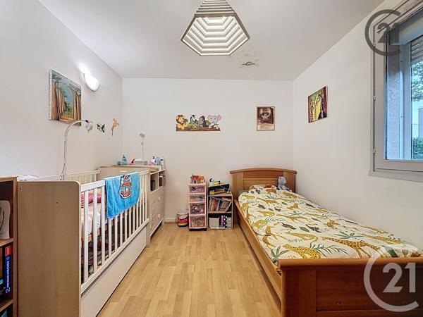 Appartement F3 à vendre  3 pièces - 60,90 m2 SAVIGNY LE TEMPLE - 77