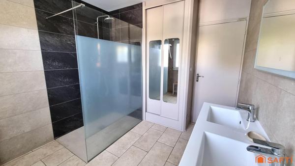 Plain-pied lumineux avec véranda et piscine – à 5 min de la mer