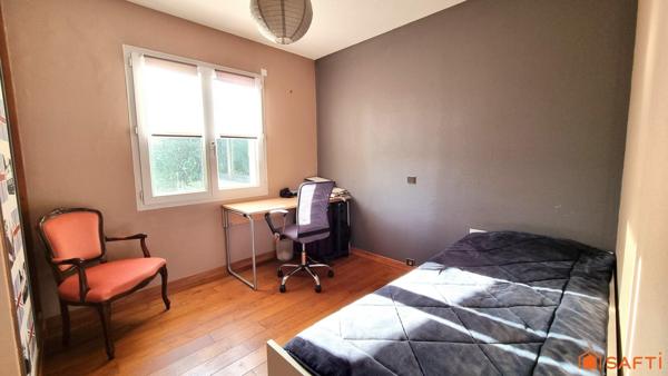 Plain-pied lumineux avec véranda et piscine – à 5 min de la mer