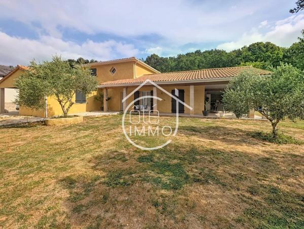 MOULEYDIER : Maison familiale 5 pièces de 145m² avec jardin clos