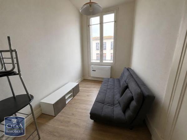 Appartement à louer 1 pièce 24.2m² Nérac (47600)