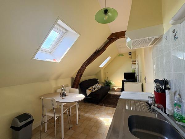 À louer, Appartement meublé en plein coeur de Tiercé
