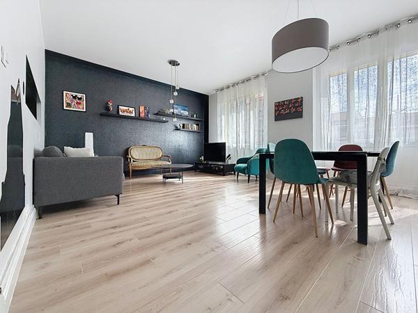 CENTRE VILLE T5 de 93 m² lumineux proche gare garage et cave