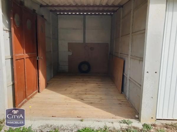 Parking à vendre 12m² Laval (53000)