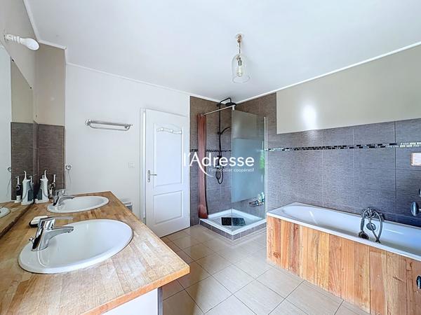 Exclusivité l'Adresse Immobilier - Cugnaux - Maison T5 de 139m² sur une parcelle de 780m²