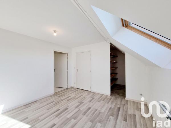 Maison 9 pièces de 291 m² à Oinville-Saint-Liphard (28310)