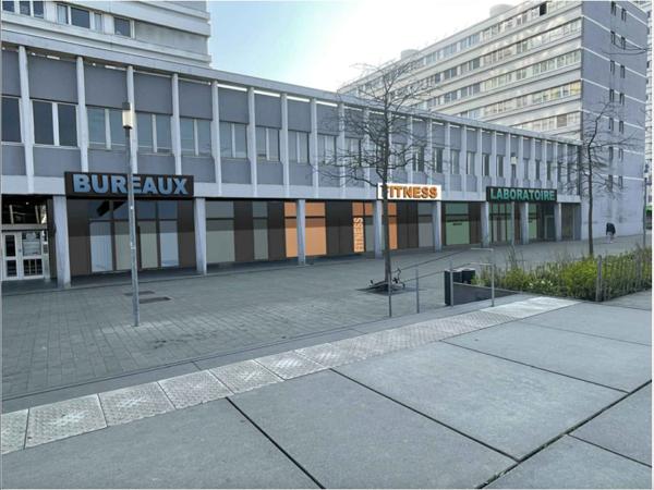Ensemble immobilier 1 842 m² DIVISBLE | Métro en face | Accès direct Lille