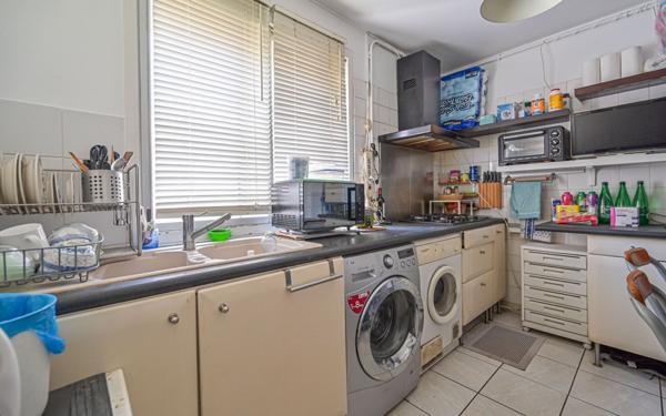 Appartement à vendre    4 pièces • 89,08 m2 Paris 18