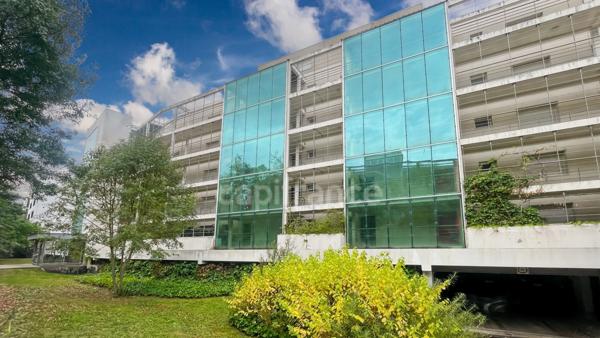 Dpt Gironde (33), à vendre BEGLES (33), appartement T3 de 62m² environ avec Parking