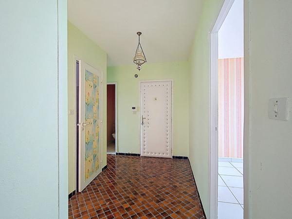 Spacieux T4 Lumineux à Laxou 88 m² avec Balcon, Loggia, Cave et Garage