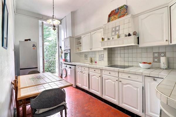 Appartement 4 pièce(s) 101 m2