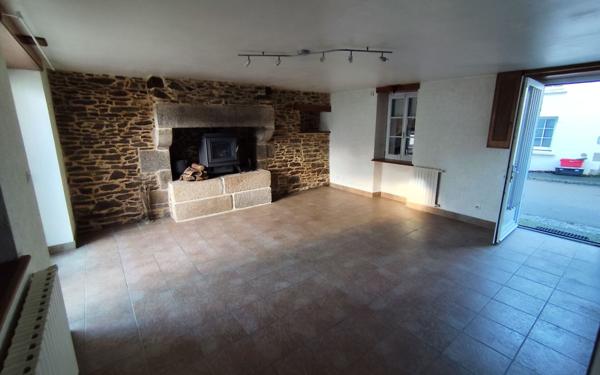 Maison à vendre    4 pièces • 102 m2 Guimiliau