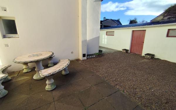 Maison à vendre    4 pièces • 102 m2 Guimiliau