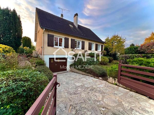 Joli pavillon (T7)parfaitement entretenu dans cadre de verdure sur terrain arboré et clos