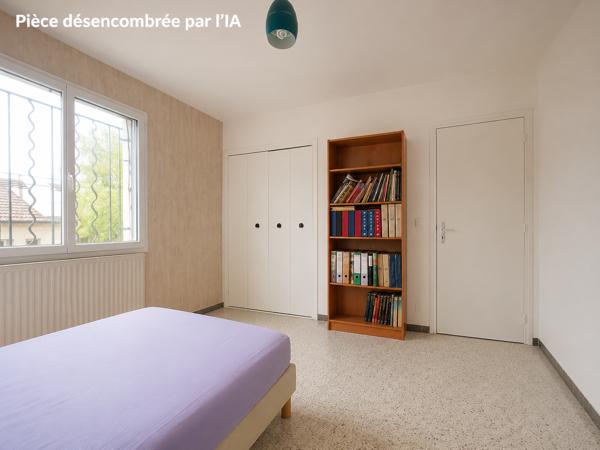 Maison
         9 pièces
        - 250 m² 385 000 € *