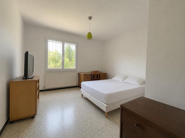 Maison
         9 pièces
        - 250 m² 385 000 € *