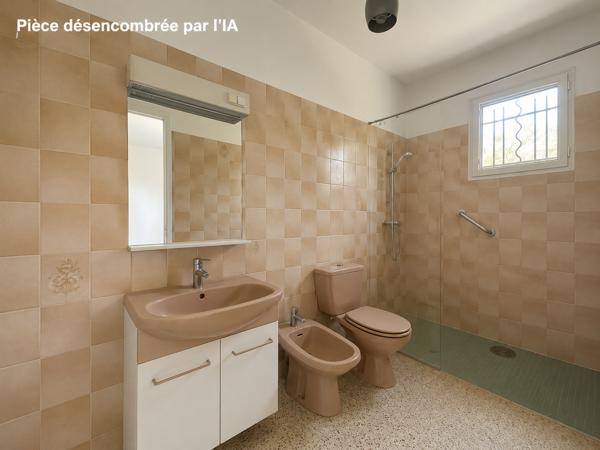 Maison
         9 pièces
        - 250 m² 385 000 € *