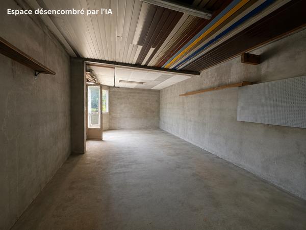 Maison
         9 pièces
        - 250 m² 385 000 € *