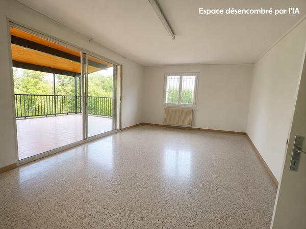 Maison
         9 pièces
        - 250 m² 385 000 € *