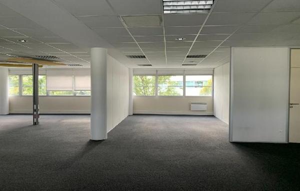 BUREAUX A LOUER - MERIGNAC