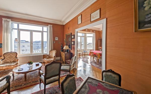 Appartement à vendre    5 pièces • 158,26 m2 Lyon 6