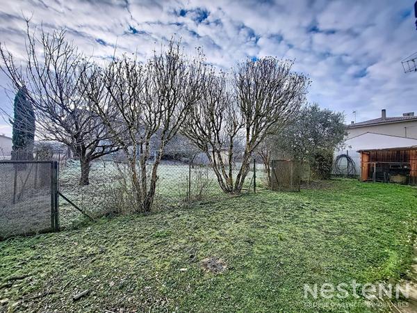 A Vendre Maison de trois pièces sur sous-sol de 70 m² avec jardin proche du centre de Condom