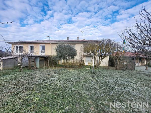 A Vendre Maison de trois pièces sur sous-sol de 70 m² avec jardin proche du centre de Condom