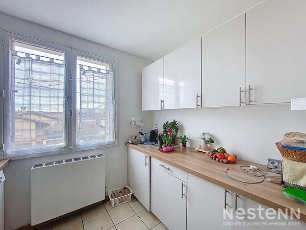 A Vendre Maison de trois pièces sur sous-sol de 70 m² avec jardin proche du centre de Condom