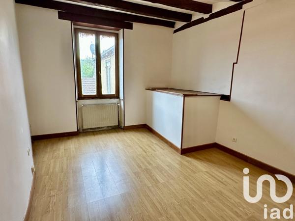 Maison 5 pièces de 142 m² à Saint-Gaultier (36800)