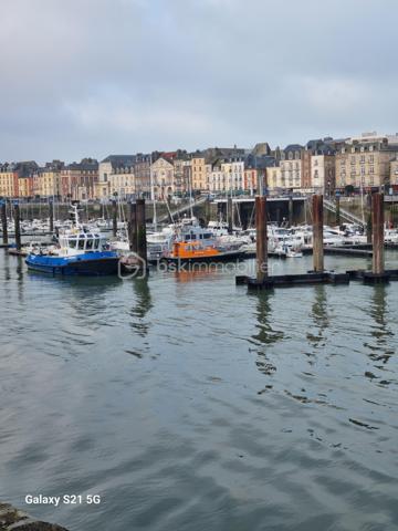 ESCLUSIVITE
QUARTIER HISTORIQUE DU POLLET
Immeuble à deux pas du port , du pont Colbert et des commerces
Ce bien composé de 4 logements à rénover

rdc/1 étage 3 pièces en duplex 47,54 m2
2 étage un studio de 18,67 m2
3 étage un studio de 20,35 m2
4 étage un studio avec mézza de 17,82 m2
couverture neuve , charpente neuve ,  menuiseries neuve , 

Idéal pour un premier achat ou en 
investissement locatif