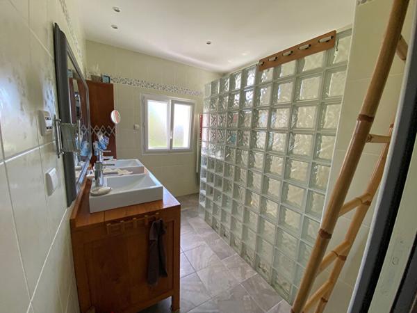 Maison Pornic 8 pièce(s) 240 m2