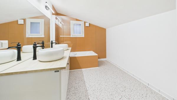 Maison 6 pièces - 202 m² Exclusivité efficity