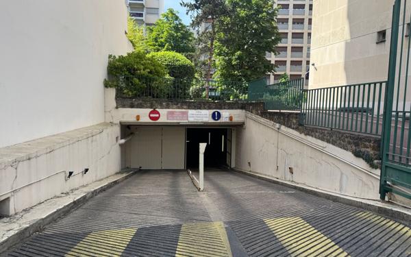 Stationnement à vendre