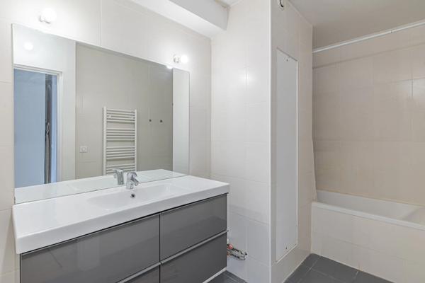 Appartement Le Bourget 4 pièce(s) 85.34 m2