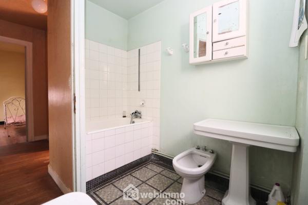 Maison 96 m² à Plestin-les-Grèves 22310