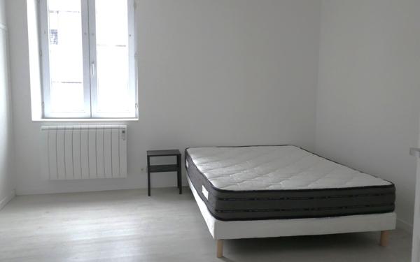 Appartement à louer    1 pièce •  Le Creusot