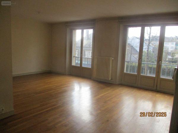 Appartement à vendre à Fougères en Ille-et-Vilaine (35300), ref : 11737/767